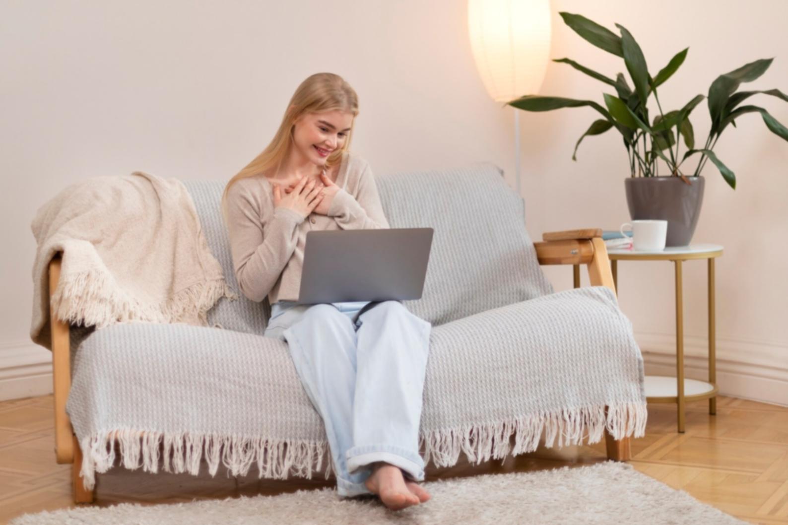 Vue extérieure de nos bureaux à Vauréal avec architecture moderne et espaces verts